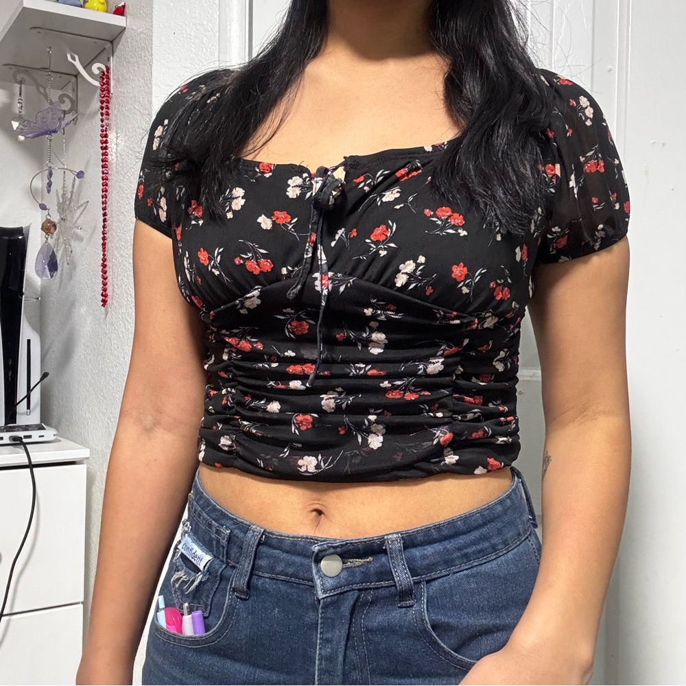 Fitted Black Crop Top Bundle - Picture 4 of 8